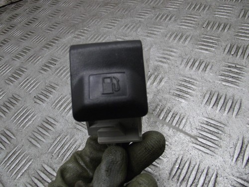 Toyota estima fuel - flap, puller