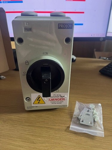 Solar dc isolator - -,