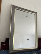 Big Sides Designed Mirror Have No Scratch And The Mirror Is not Broken/its Clean