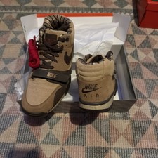 Nike Air Trainer 1 Size 8 uk