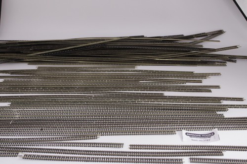 Peco gauge flexi track - &,