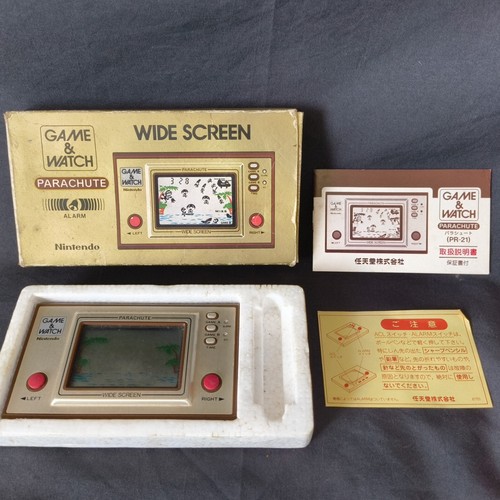 Boxed nintendo game watch - nintendo,