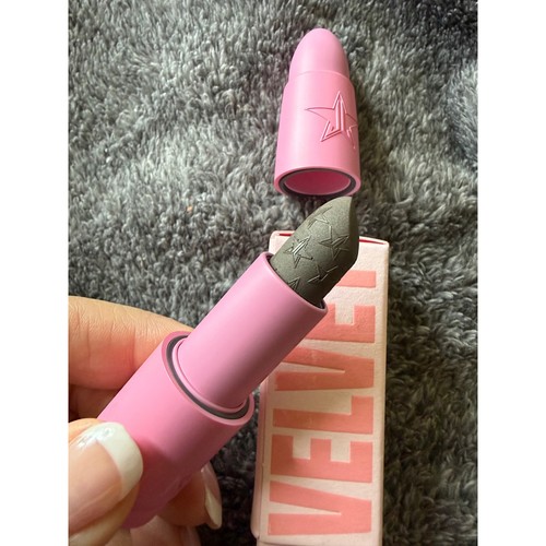 Jeffree star cosmetics velvet - star,