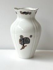 Royal Tara Book of Kells Bone China Vase Alphabet Letter F
