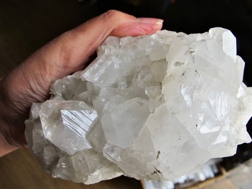 Apophyllite cluster crystal - apophyllite,