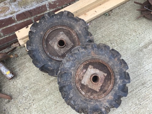 Merry tiller ratchet wheels - ,