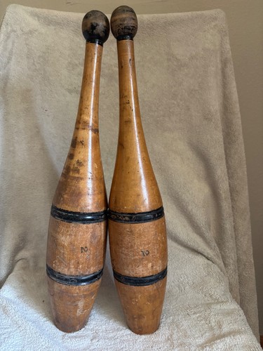 Vintage wooden juggling - vintage, pins