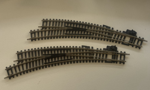Hornby r8074 gauge - 00, left