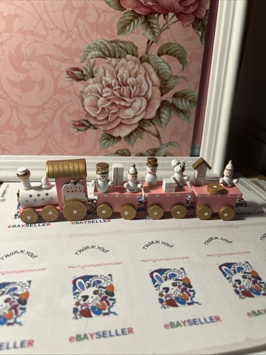 Pink and white wooden train - pink,