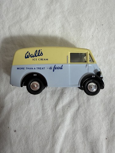 Corgi scale morris j type - 1:43,