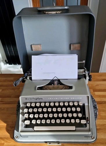 Remington typewriter grey - remington,