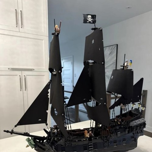 Captain jack sparrow - captain, sparrow's