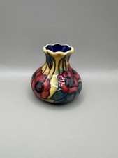 Boxed Old Tupton Ware Yellow