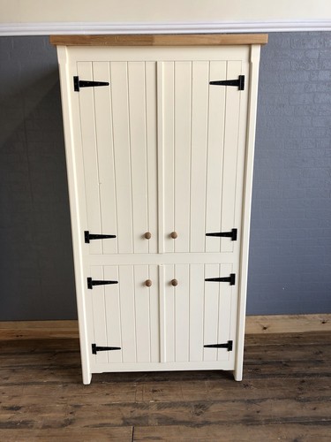 Tall pine freestanding kitchen - tall,