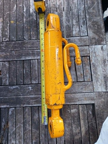Jcb hydraulic ram - ram, 25mm
