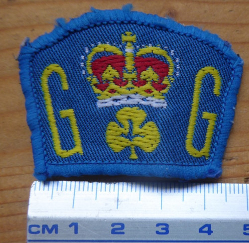 Rare vintage queens award - rare,