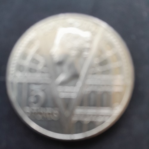 Pound coin 1901 2001 - pound, 1901-2001