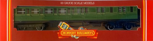 Hornby r445 corridor brake - hornby, sr