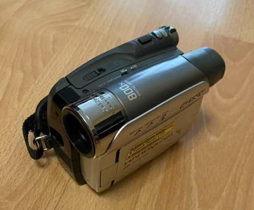 Sony handycam dcr hc24e - handycam, minidv