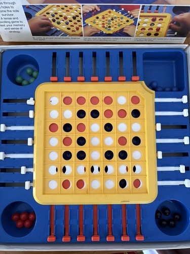 Stay alive board game - stay,