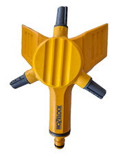 Hozelock 3-Arm Garden Sprinkler