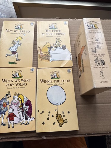 Pooh bear box set books - pooh,