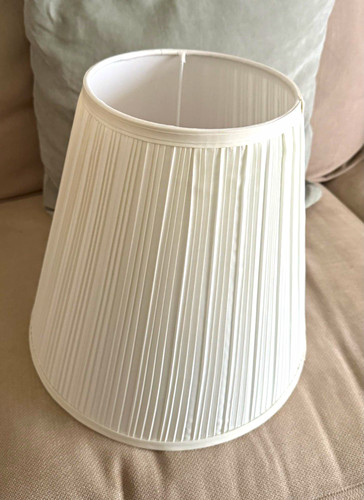 White pleated fabric empire - white,