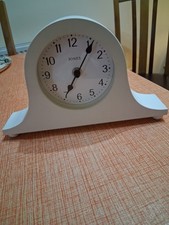 JONES  manteL clock. White.  14cm x 14 cm high. bun feet