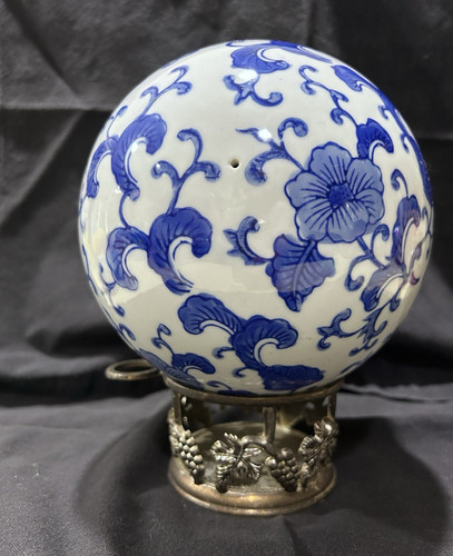 Blue white floral ceramic - &,