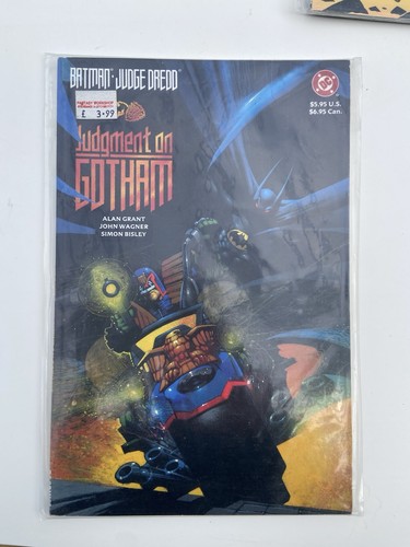 Comics batman judge dredd - comics,
