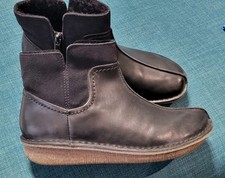 CLARKS Unstructured  Black