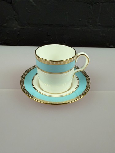 Royal crown derby fifth avenue - derby,