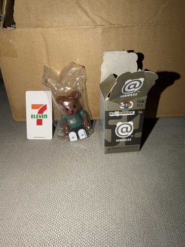 Series 11 bearbrick - series, 52