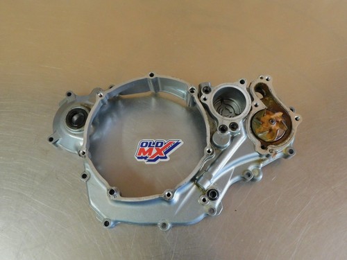 Clutch housing water pump - /,