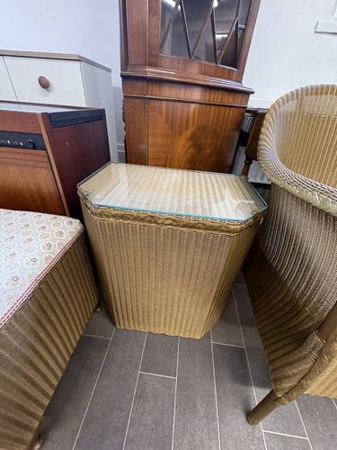 Vintage lusty lloyd - loom, gold