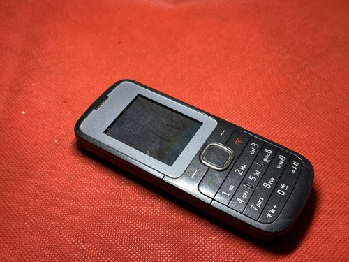 Nokia grey - c1-01, )