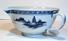Chinese Nanking Cargo - large round Sauceboat - 1750
