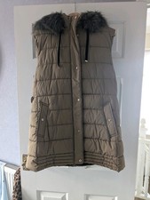 Primark women's Gilet, fur hood Size Medium (12-14)