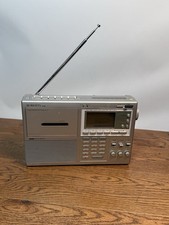 Roberts RC828 World Band Radio