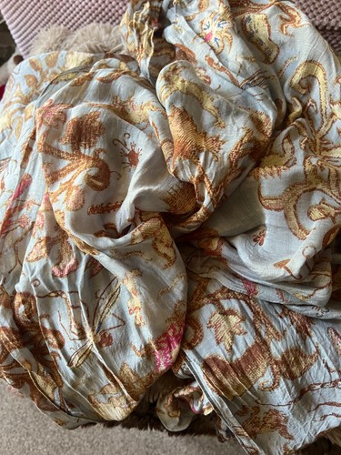 One hundred stars scarf - one,