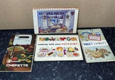 Set of 4 Retro 1960's/70's