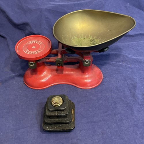 Vintage victor red - vintage,