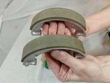 BSA BANTAM 6D7 D10 D14 TRIUMPH TIGER CUB T20 BRAKE SHOES 90-5719 NEWFREN ITALY
