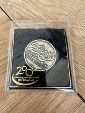 Walt Disney World Celebrate Future Hand In Hand Collectors Coin 2000.