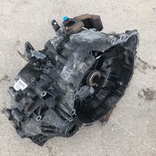 VOLVO V70 2.4 DIESEL ENGINE
