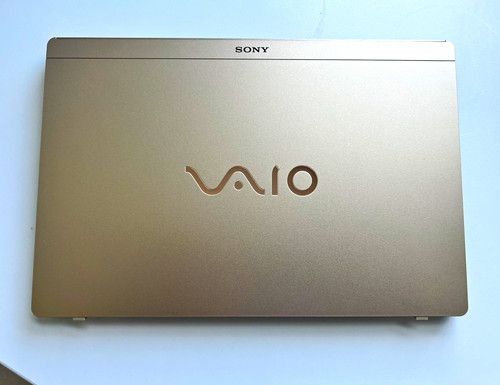 Sony vaio 6in gold laptop - 11.6in,