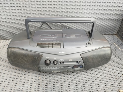 Vintage 1996 sanyo mcd - sanyo, mcd-z12f