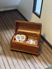 Dolls House Furniture 1/12 Scale Reutter Porcelain Chest With Crockery