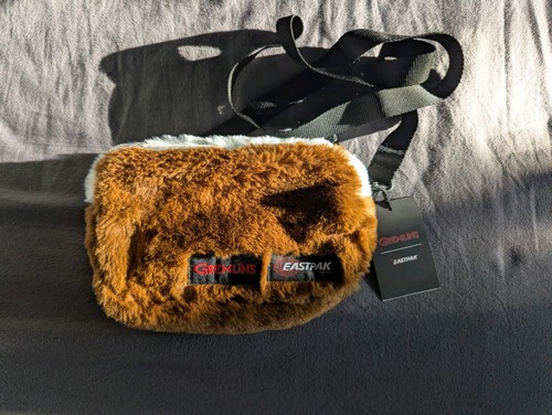 Gremlins gizmo eastpak bumbag - gizmo,