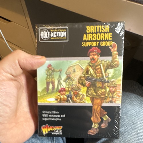 Bolt action british airborne - bolt,